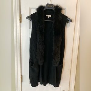 MILLY sleeveless sweater vest (long) fur lined black.
